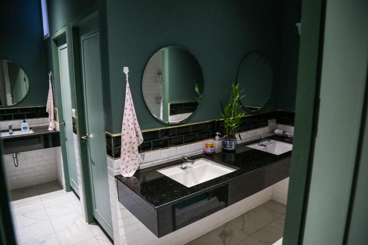Tongsiam Hostel Csiangraj Kültér fotó