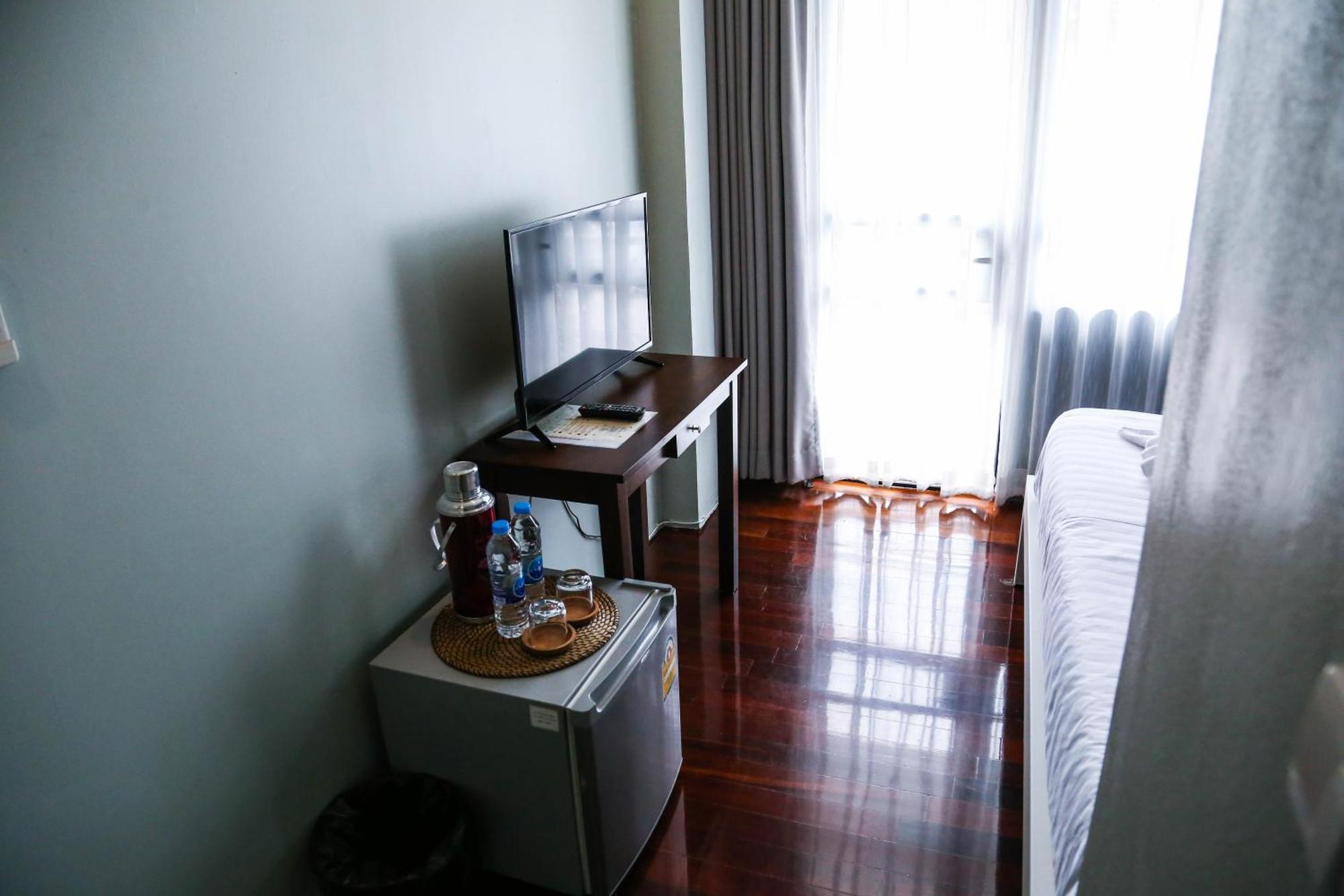 Tongsiam Hostel Csiangraj Kültér fotó